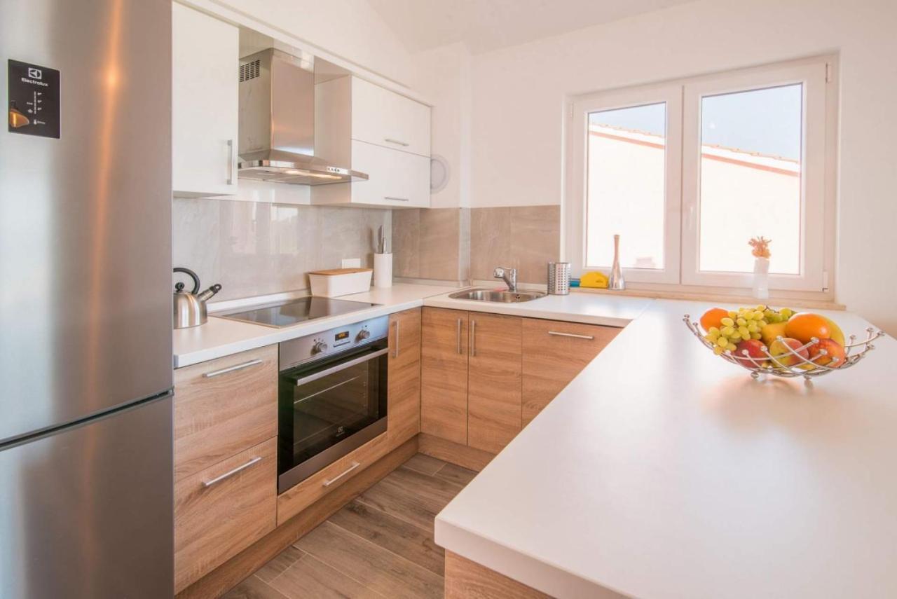Apartman Zoe Vrbnik Kültér fotó