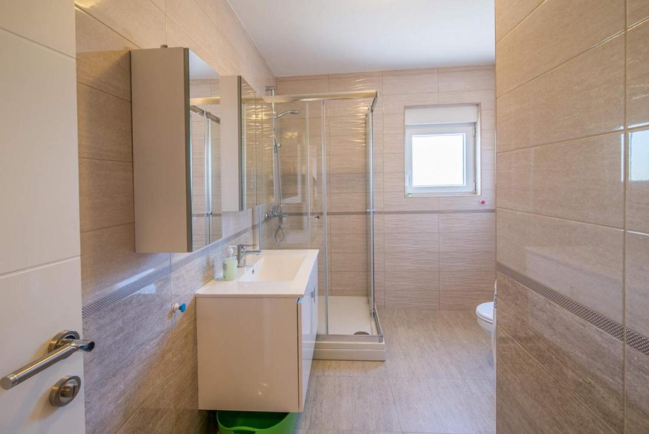 Apartman Zoe Vrbnik Kültér fotó