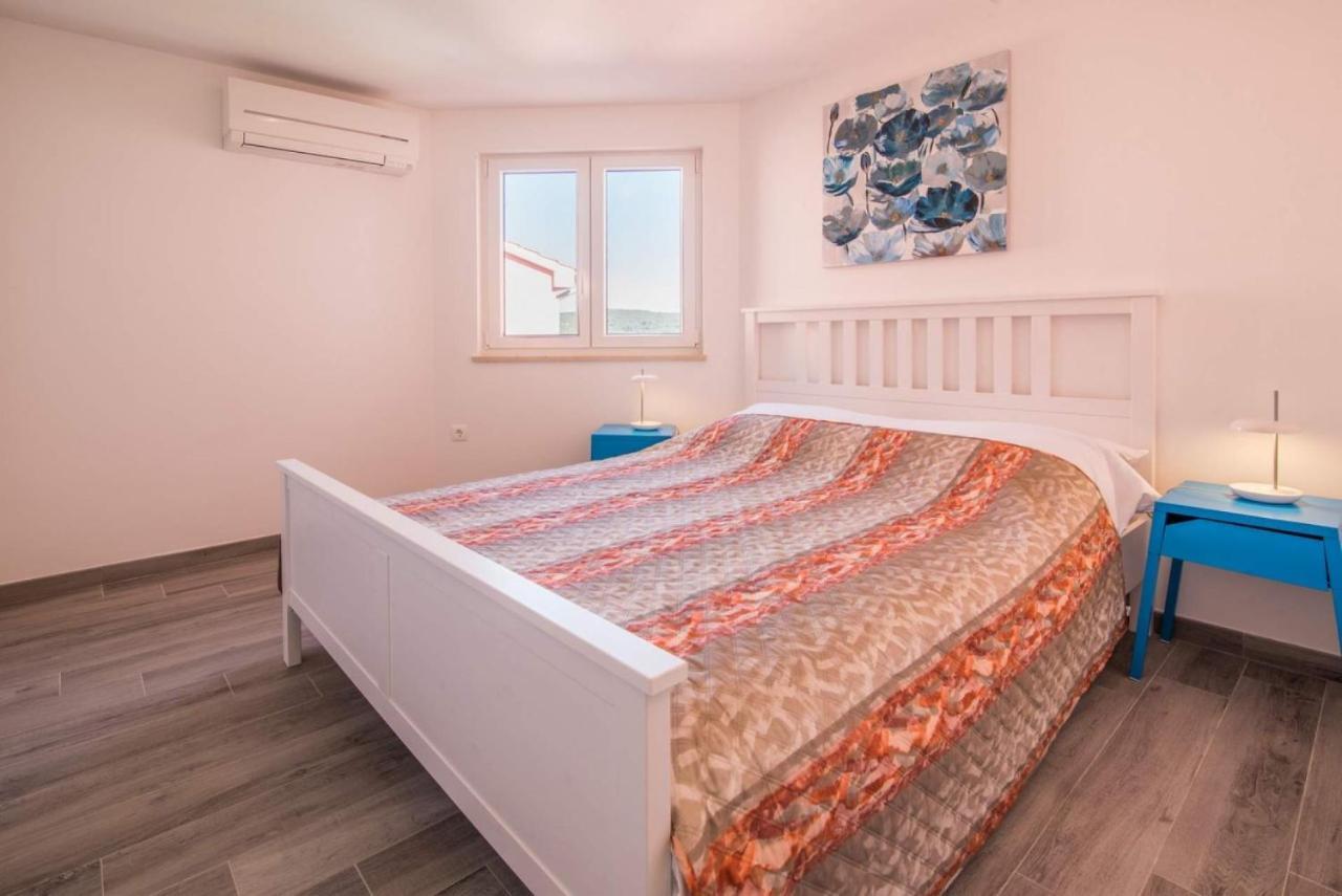 Apartman Zoe Vrbnik Kültér fotó